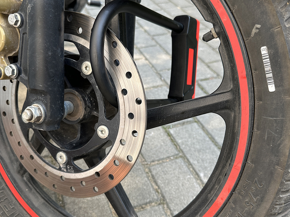 bezpieczna blokada do motocykli i rowerów